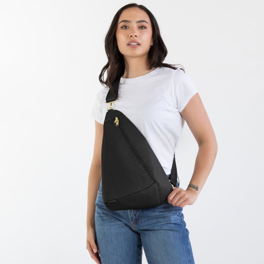 Canvelle Contour Sling Bag Black